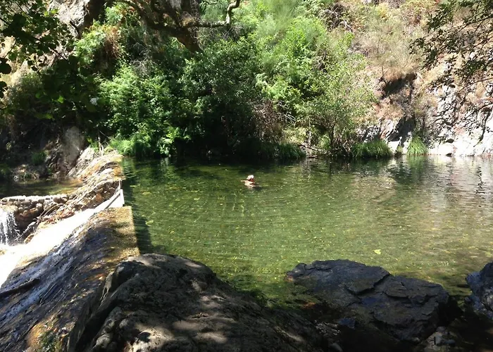 Pausastay - Qdm Artists - Гостевой дом Alvorge