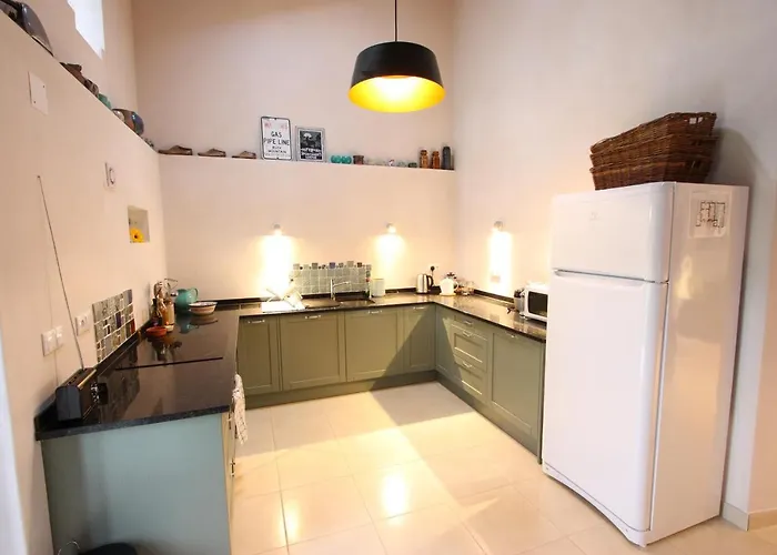 Гостевой дом Pausastay - Qdm Artists -