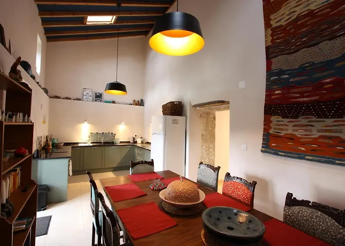 Pausastay - Qdm Artists - Гостевой дом Alvorge