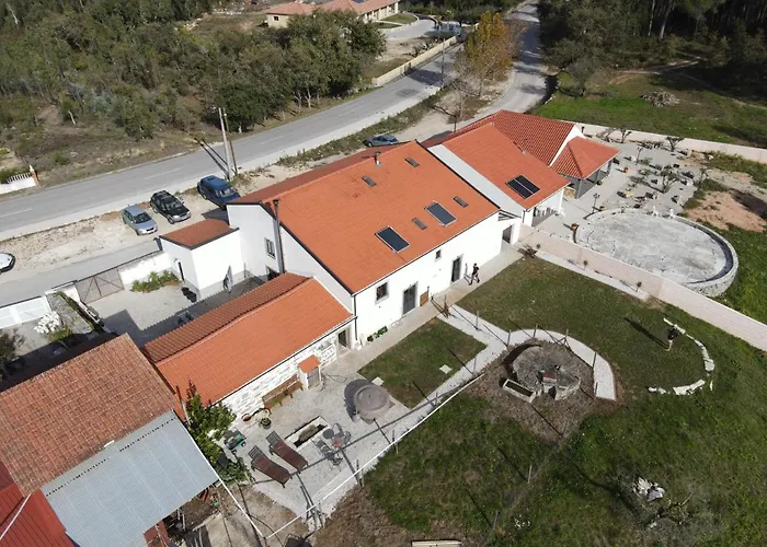 Pausastay - Qdm Artists -